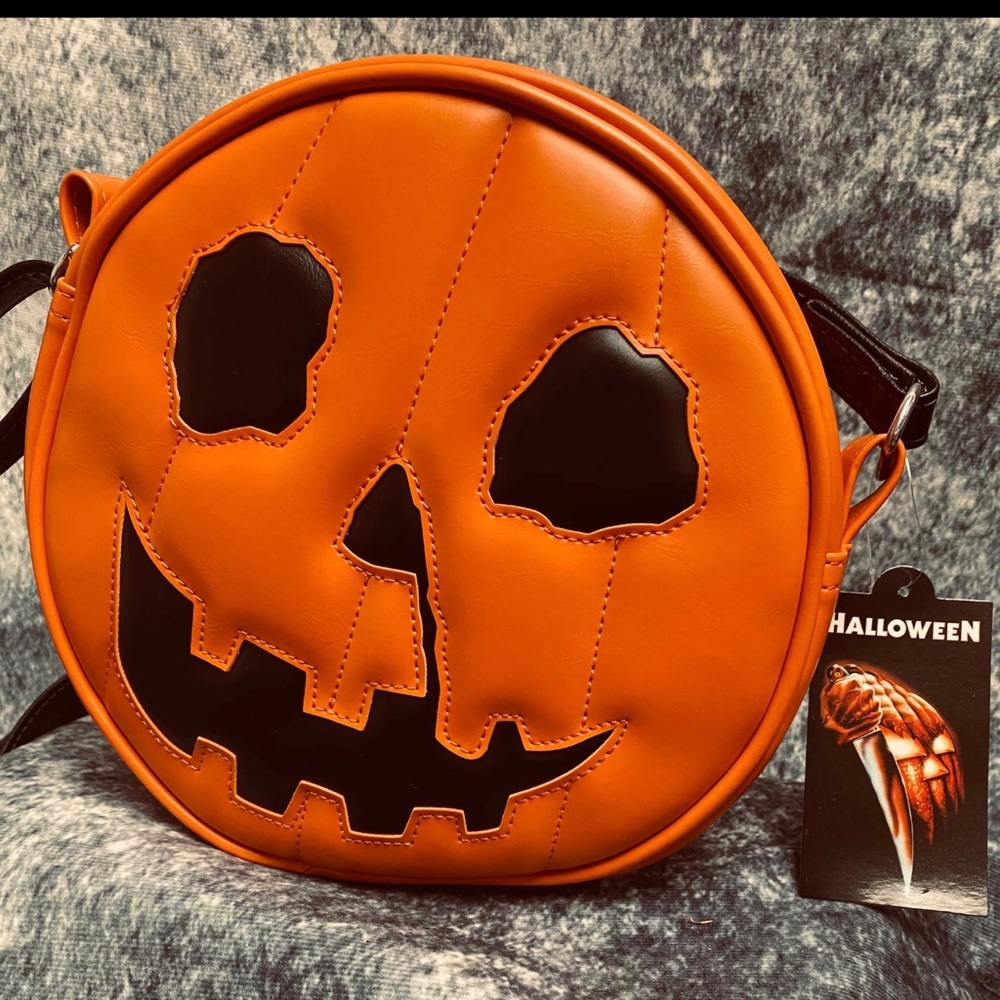 Love Pain and Stitches Halloween 1978 Pumpkin Purse